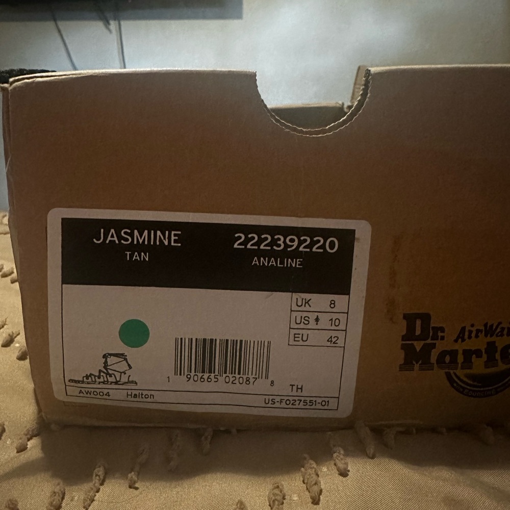 Jasmine Analine Doc Martens Sandals - Picture 5 of 5